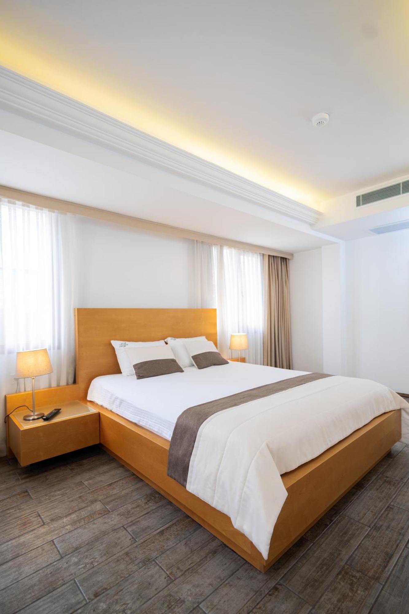 Mb City Hotel Измир Экстерьер фото