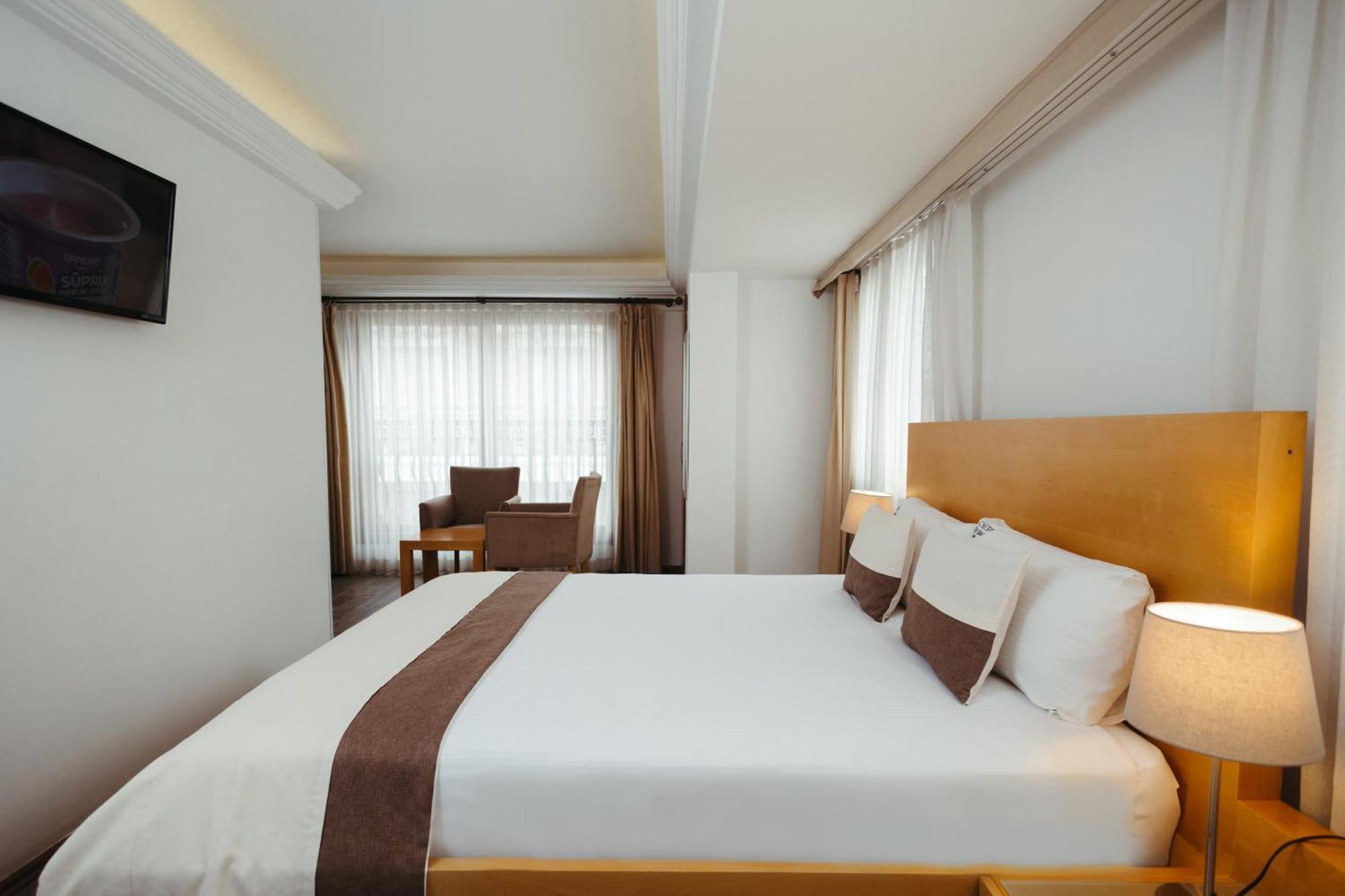Mb City Hotel Измир Экстерьер фото